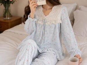 PINTERESTY LOUNGEWEAR