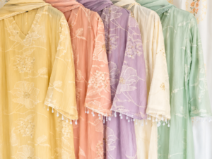 Shell And Embroidered Suit ASR42